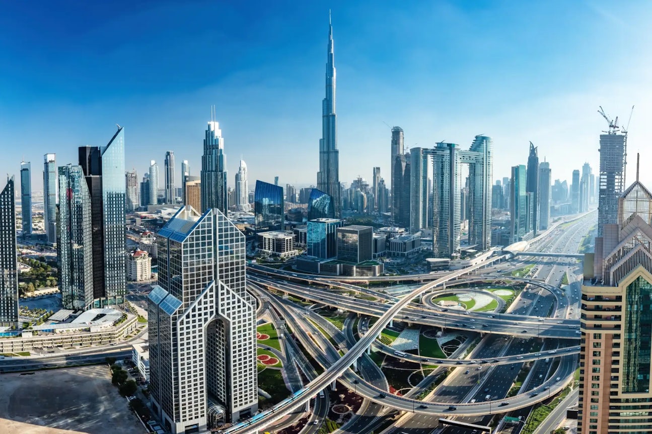 Buying property in Dubai pros and cons